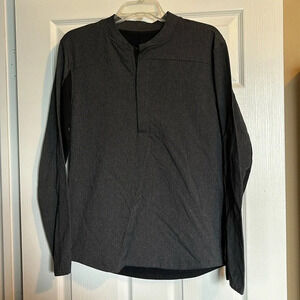 Nike Shield men’s dark gray nylon blend half zip jacket size small